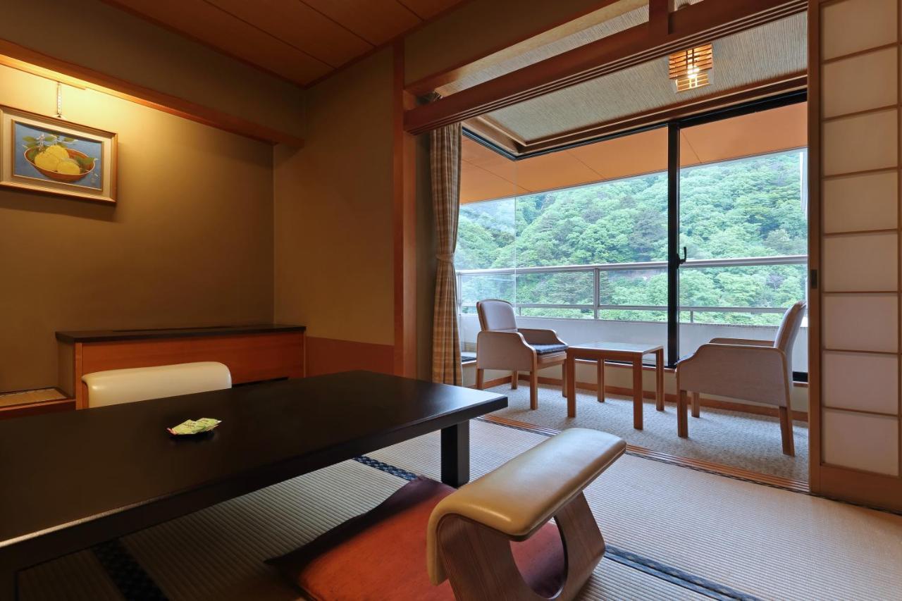 Hotel Sunshine Kinugawa Никко Экстерьер фото