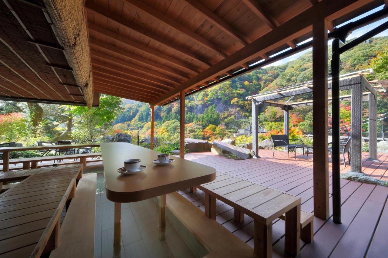 Hotel Sunshine Kinugawa Никко Экстерьер фото